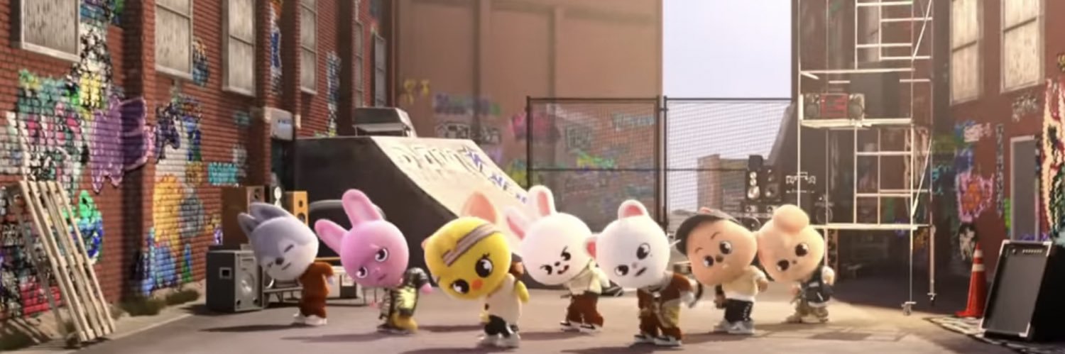 realululu's profile banner image