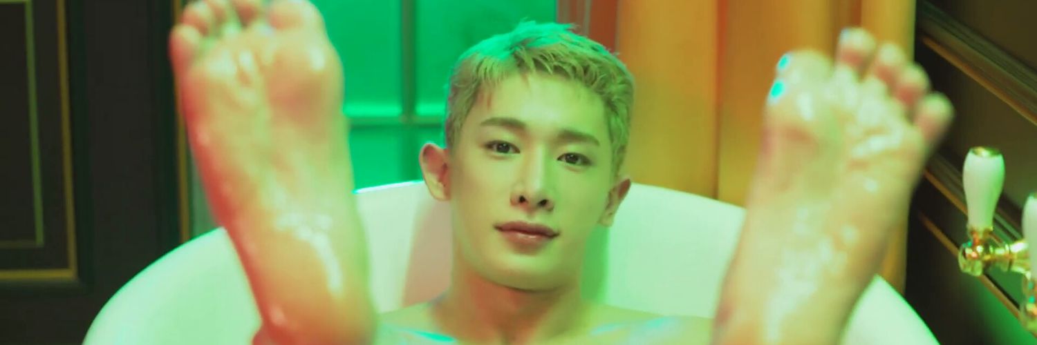 expalta's profile banner image