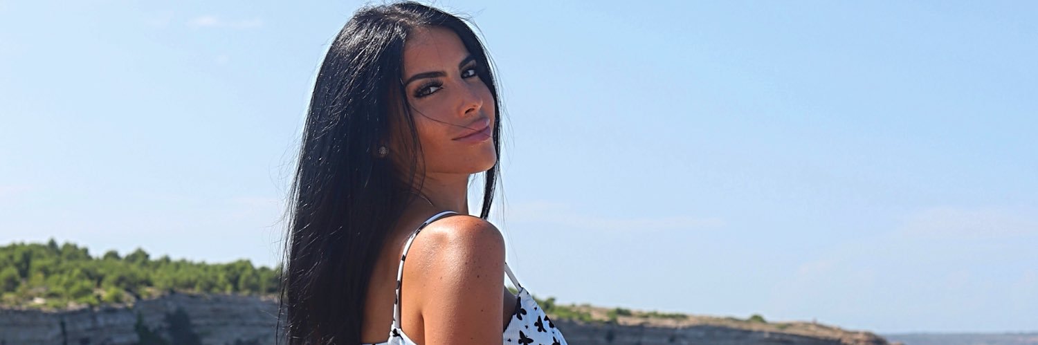SihamBengoua's profile banner image