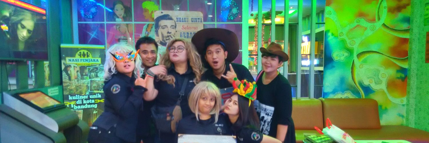 AlinBigbarbie's profile banner image