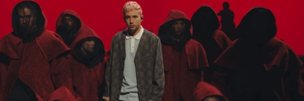 bonesislive's profile banner image