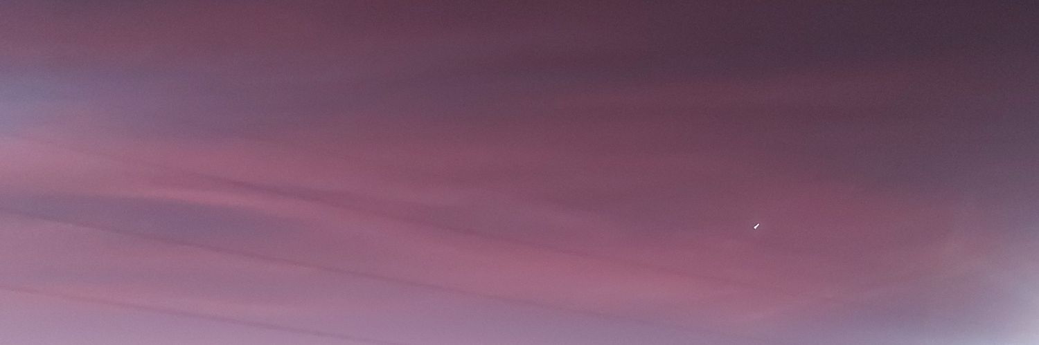 abrilbritos01's profile banner image
