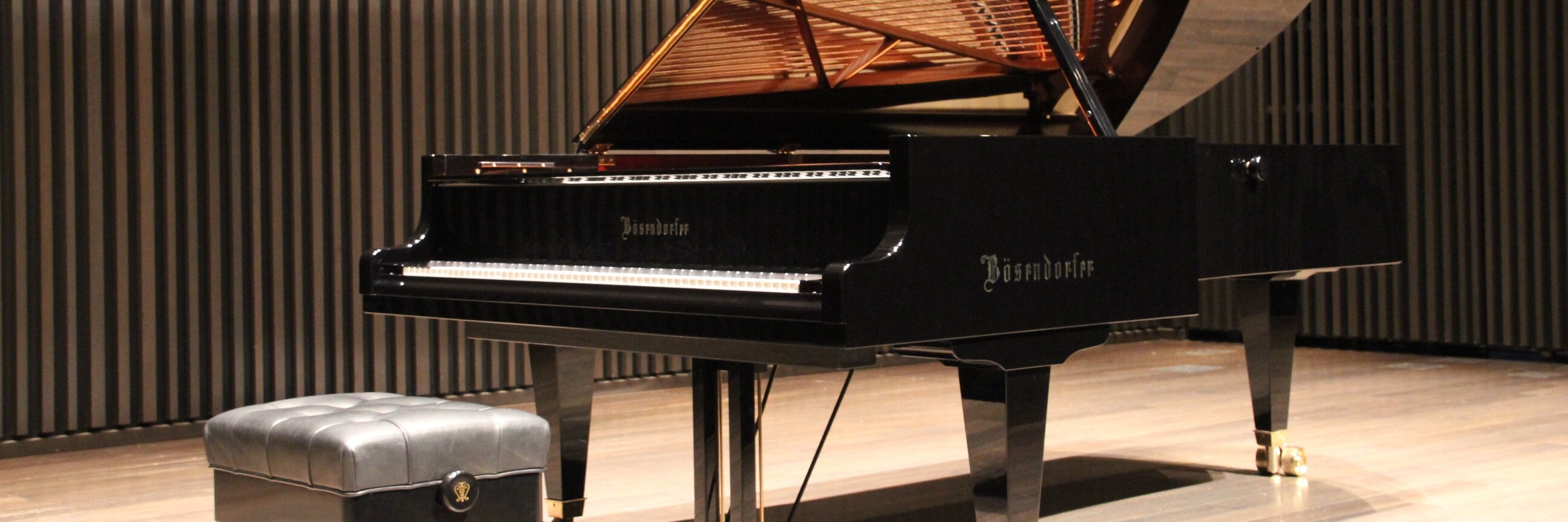 AmacomPiano's profile banner image