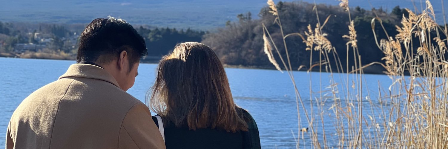 heyna's profile banner image