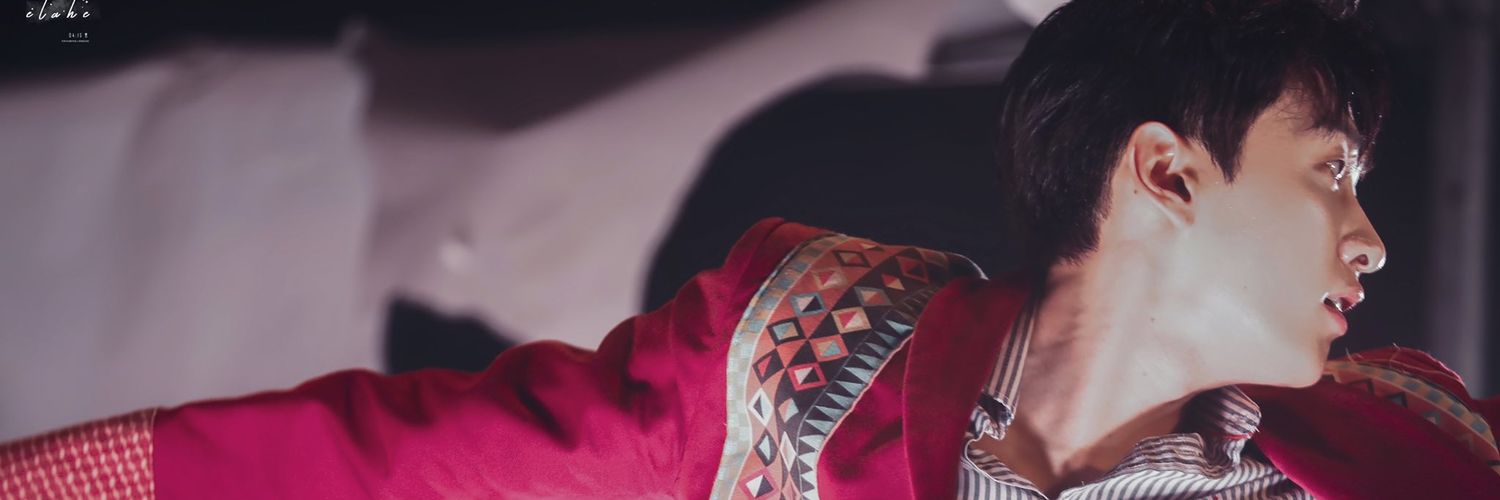 Bea✨️🐯🐯 banner