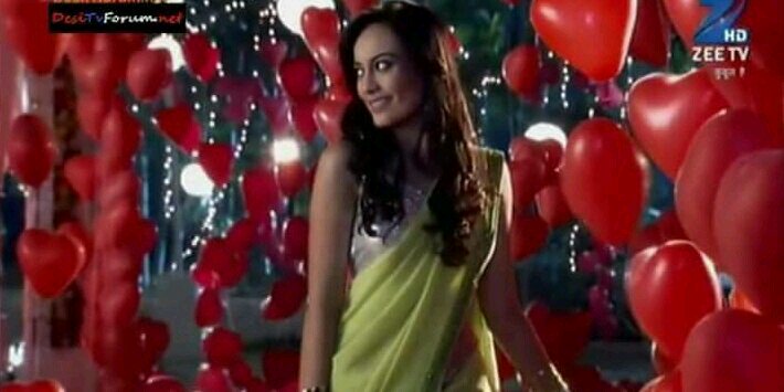 ranushbani's profile banner image