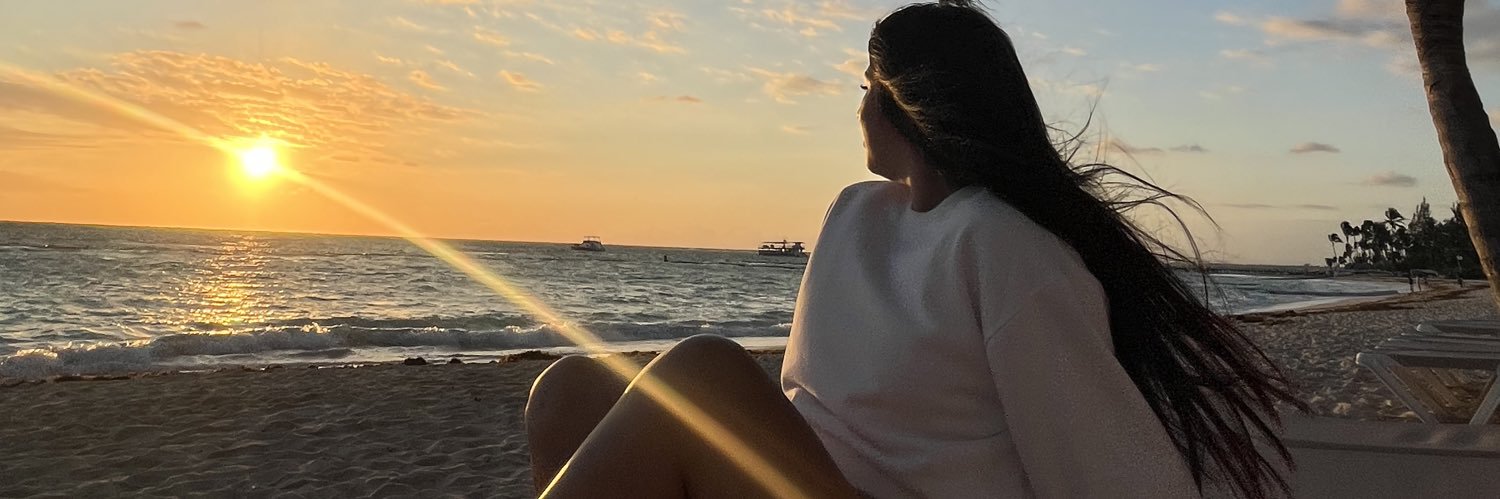rocioasantillan's profile banner image