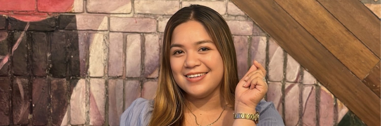 Veraraaaeee's profile banner image