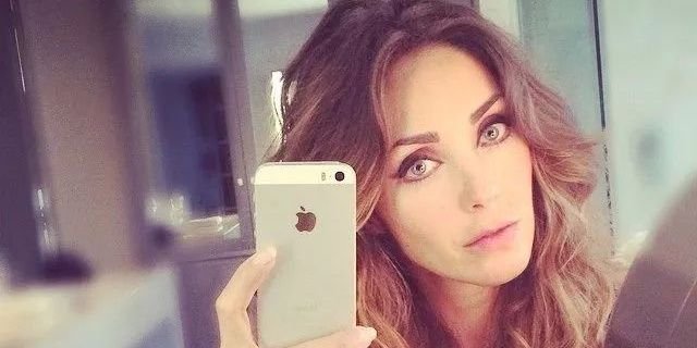 lararibeiroanny's profile banner image