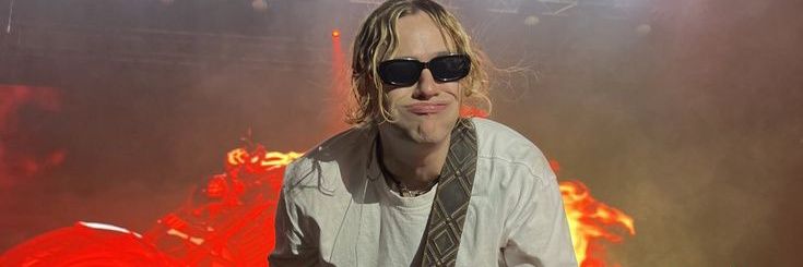 julisjades's profile banner image