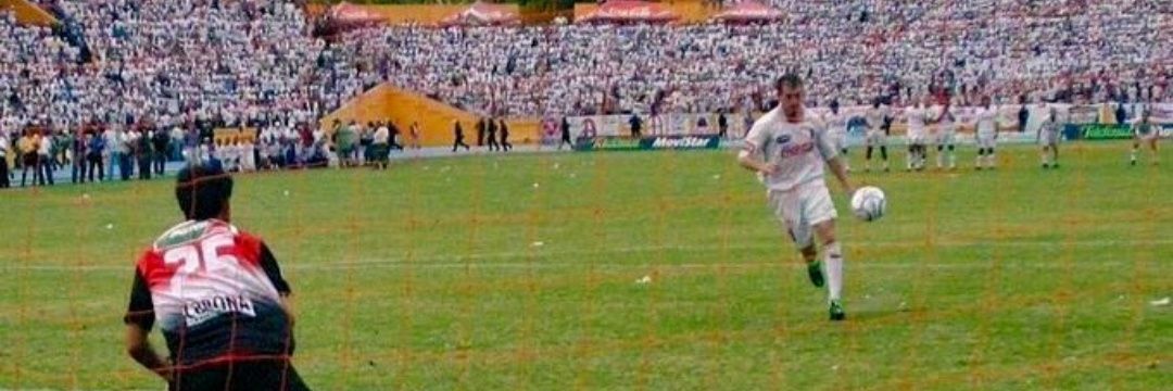 serraul32's profile banner image