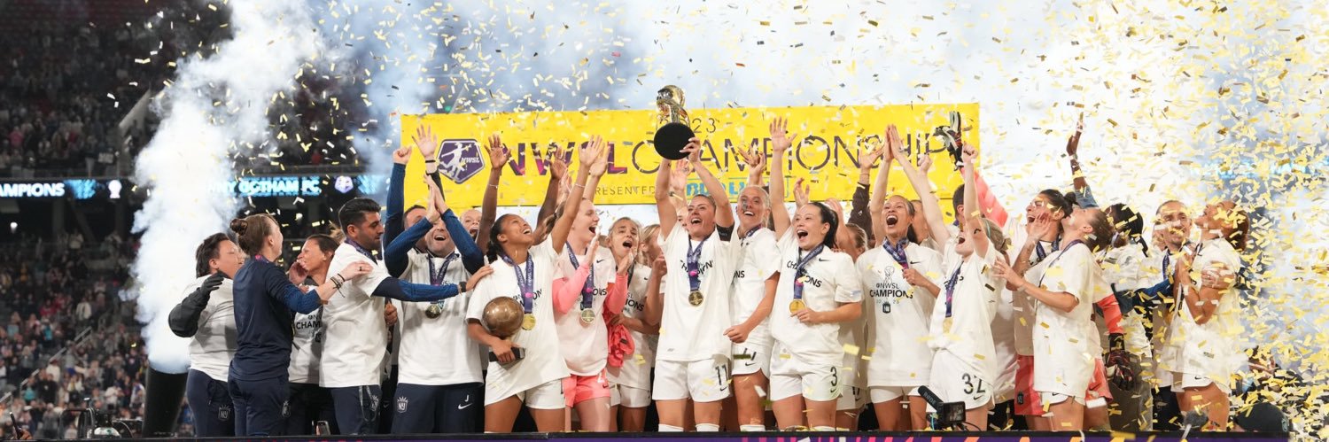 Stay At Home Daughter 🇧🇧 🏳️‍🌈 banner