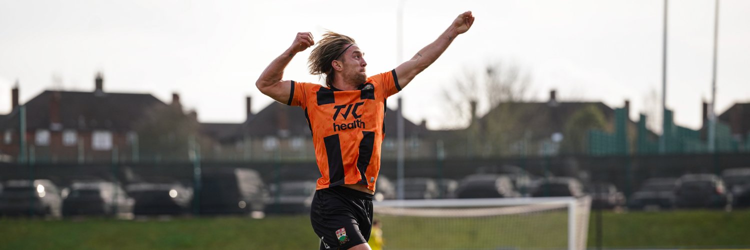 Barnet FC 🐝 banner