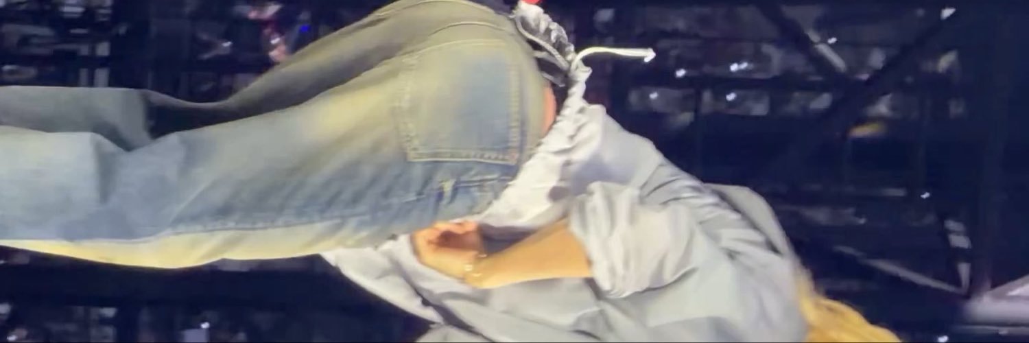 dsugagustd's profile banner image