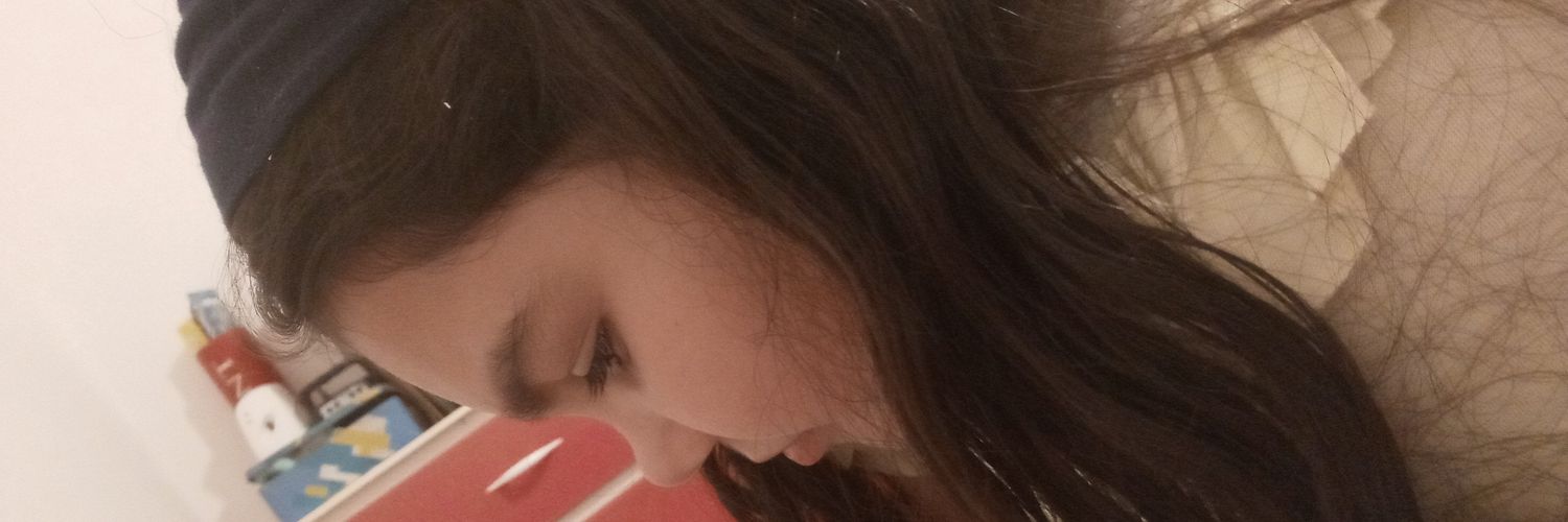 MayMoliina's profile banner image