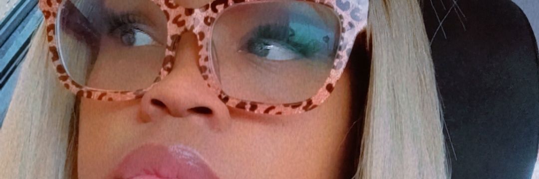 _prettiedoes's profile banner image