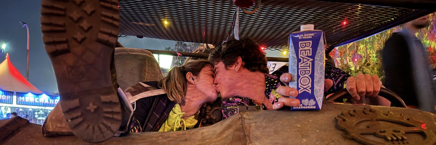 roxyyjohnson's profile banner image