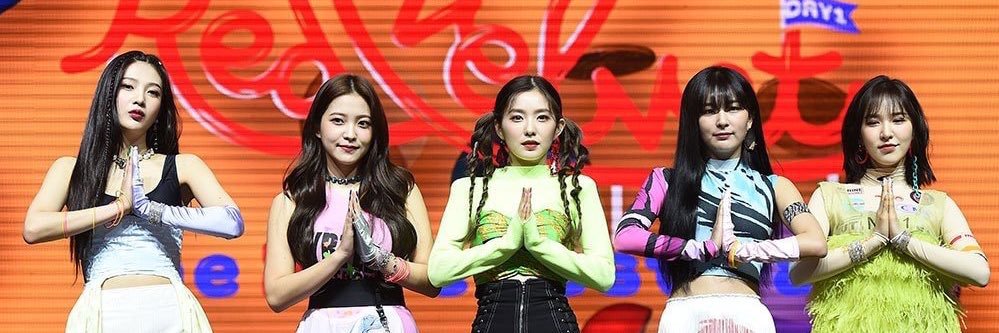 Giaosw 💗💛💙💚💜 banner