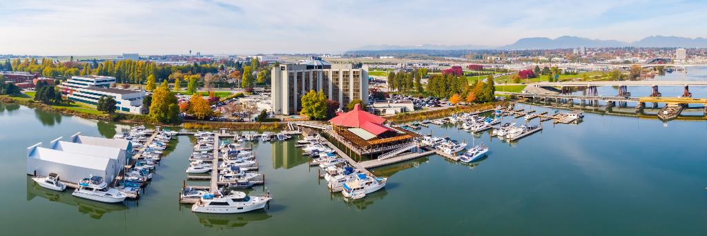 Pacific Gateway Hotel at Vancouver Airport banner