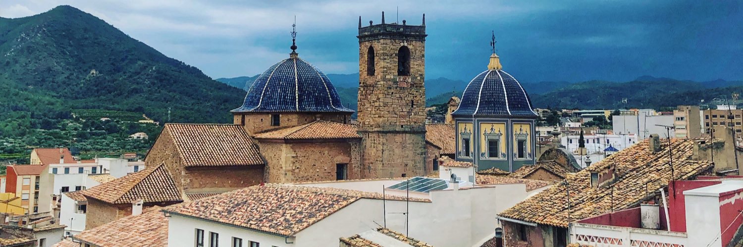 𝑰𝒗𝒂́𝒏 𝑪𝒐𝒍𝒐𝒎𝒆𝒓 banner