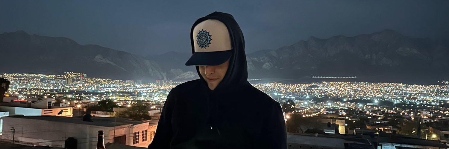 ionaalfaro's profile banner image