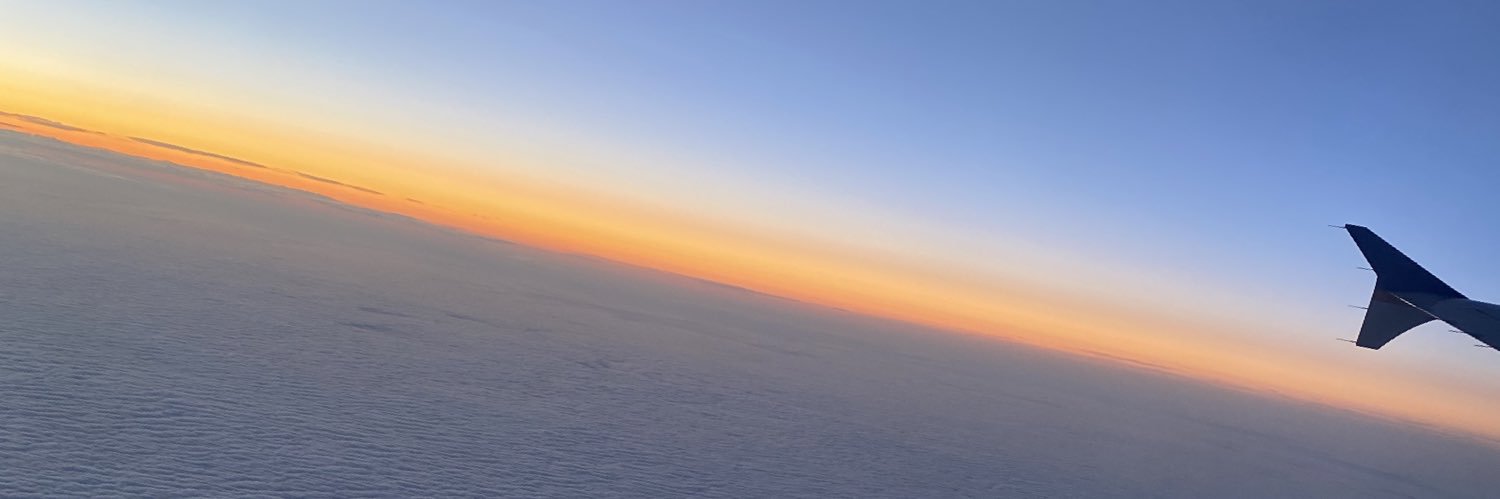 latonee14's profile banner image