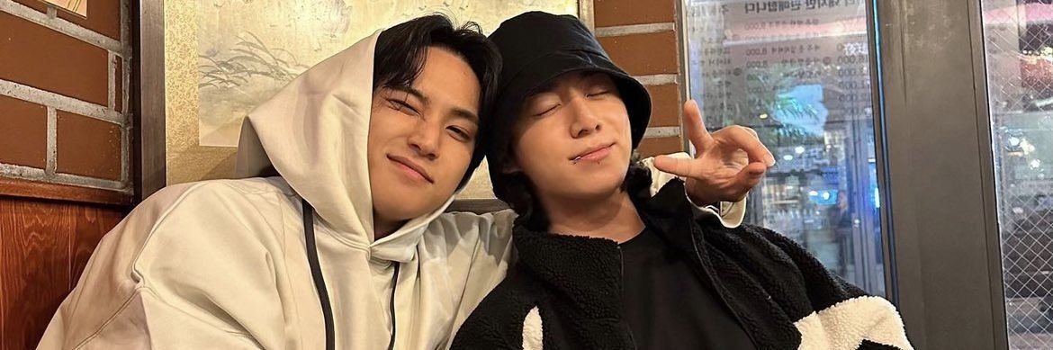 9yukook's profile banner image