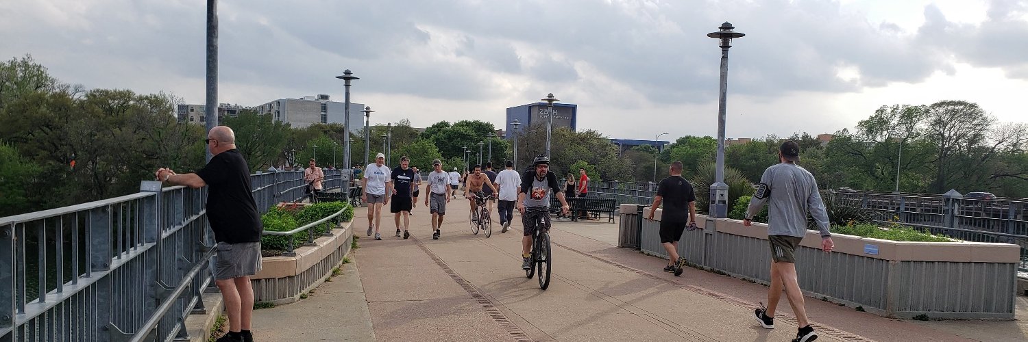 Heyden Black Walker banner