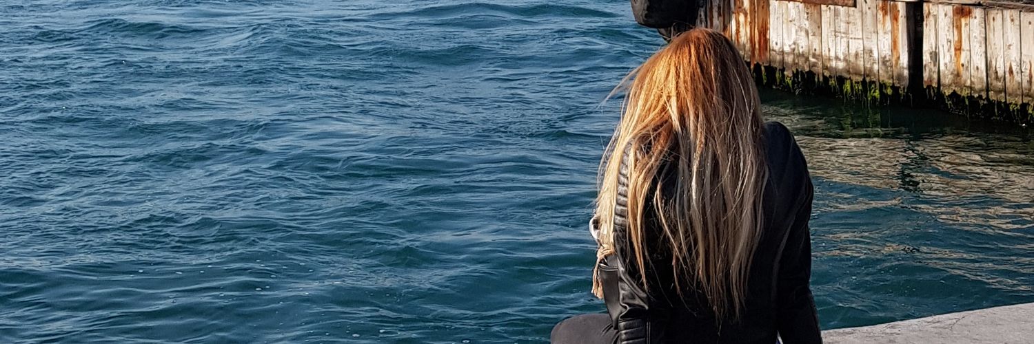 eminayyy's profile banner image