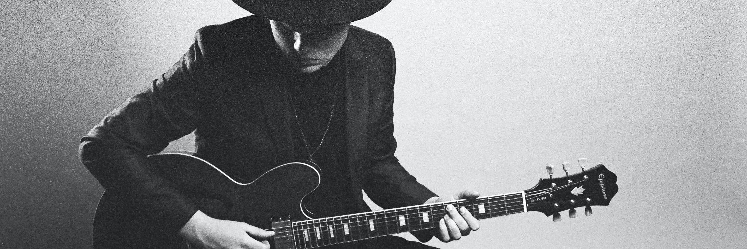 Marcus Trummer banner