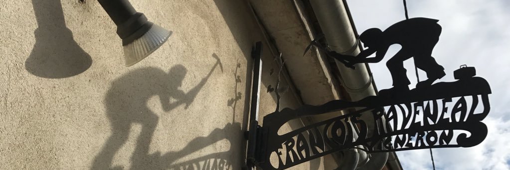 Declan Saunders banner