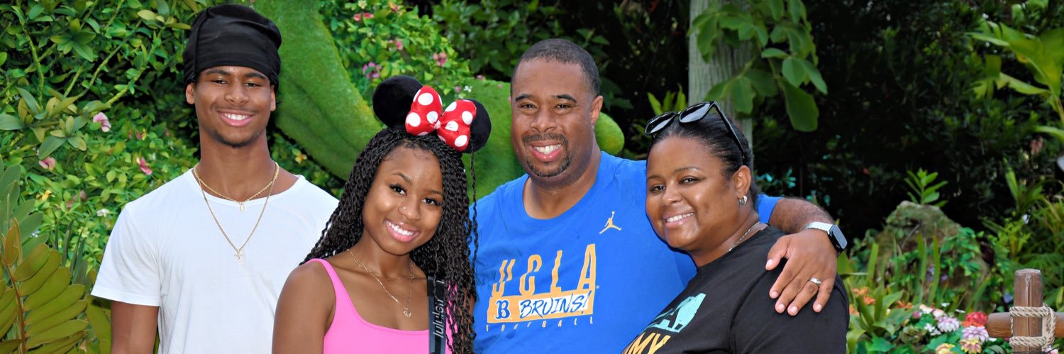 Charles Nelson banner