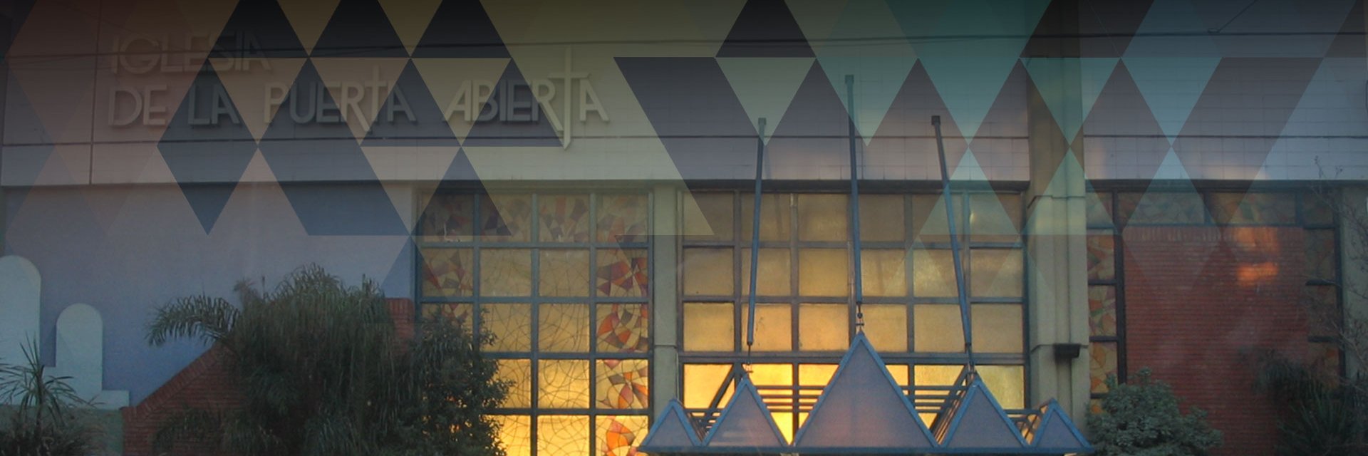 La Puerta Abierta banner