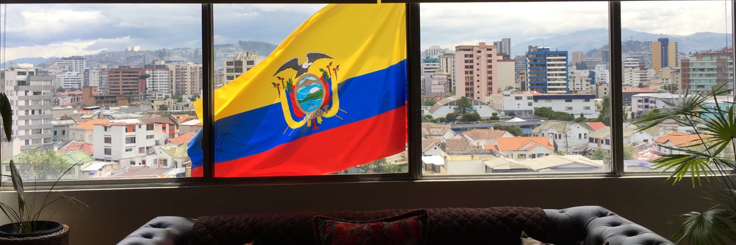 gloriasabando's profile banner image