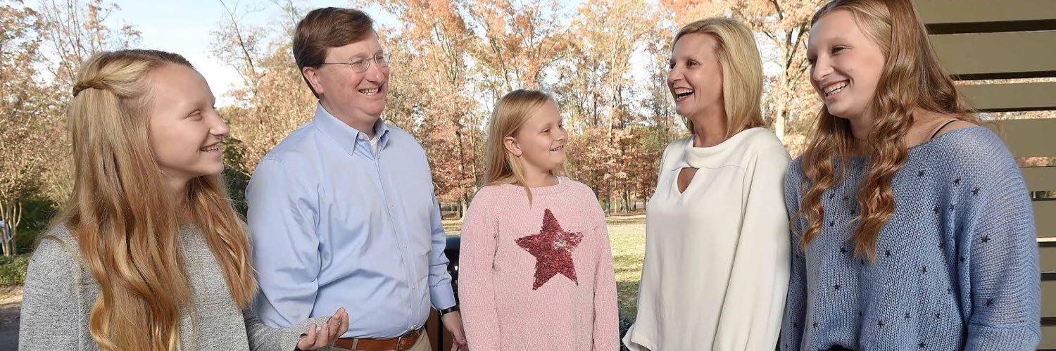 Governor Tate Reeves's banner