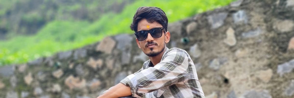 badridangi1's profile banner image
