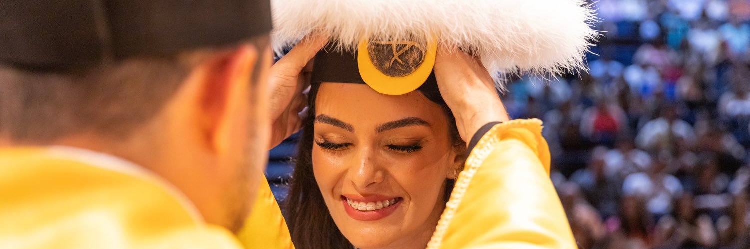 lauraapietro's profile banner image