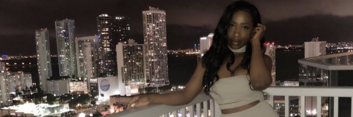 royal_sadee's profile banner image