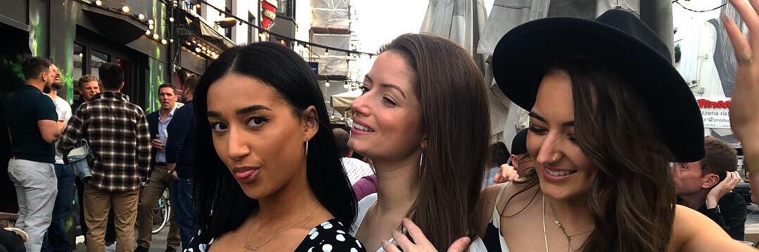 annieeweller's profile banner image
