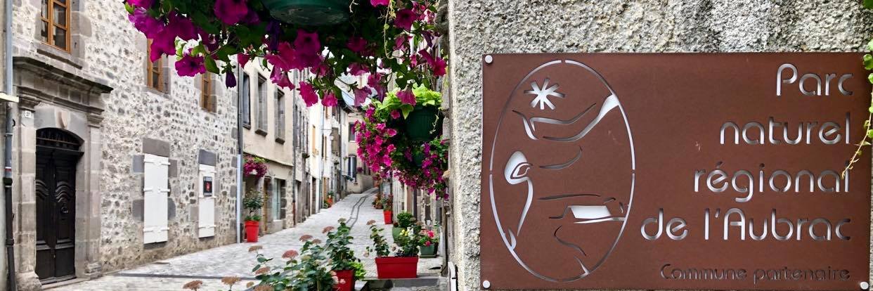 Mur-de-Barrez banner