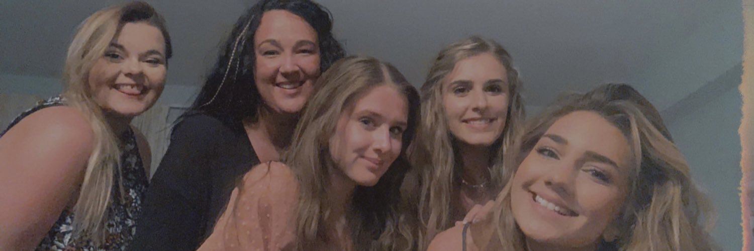 Asppeenn's profile banner image