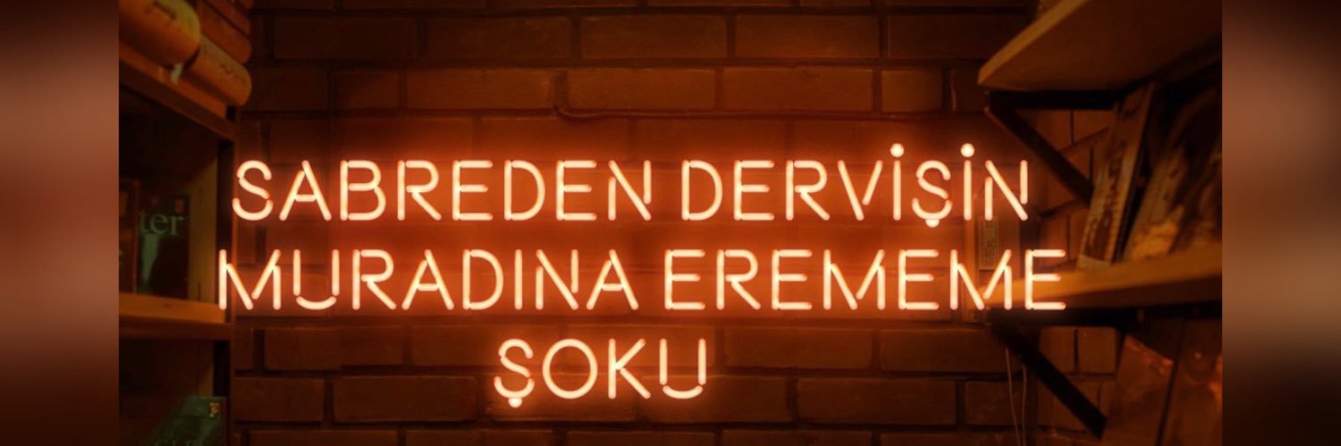 deldeldelii's profile banner image