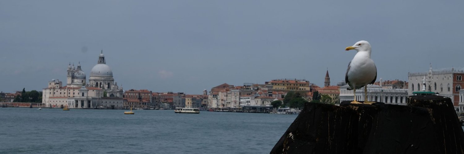 creativeJeffrey's profile banner image