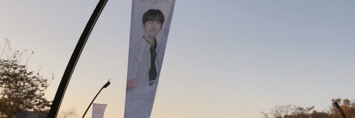 sana_004's profile banner image