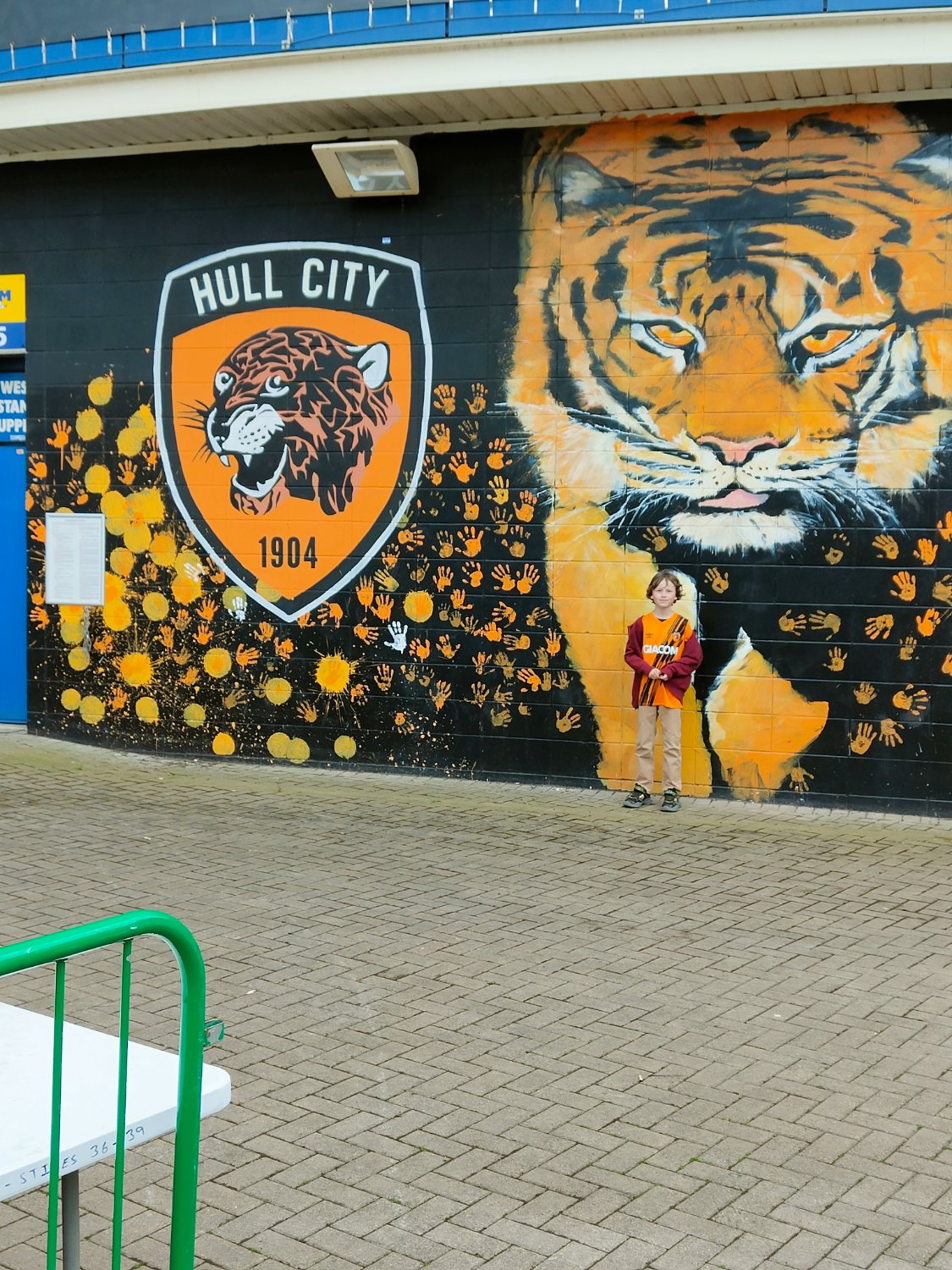 Hoppers banner
