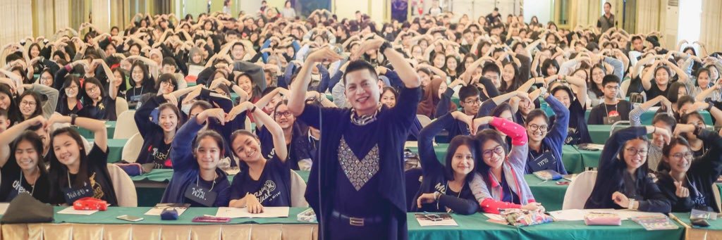 TeeVeeJunior's profile banner image