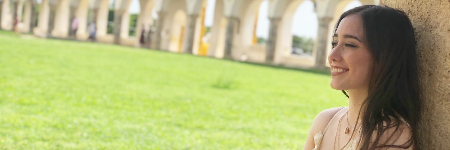 Veronicaluciag's profile banner image
