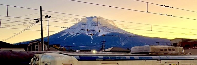 machamakaron's profile banner image