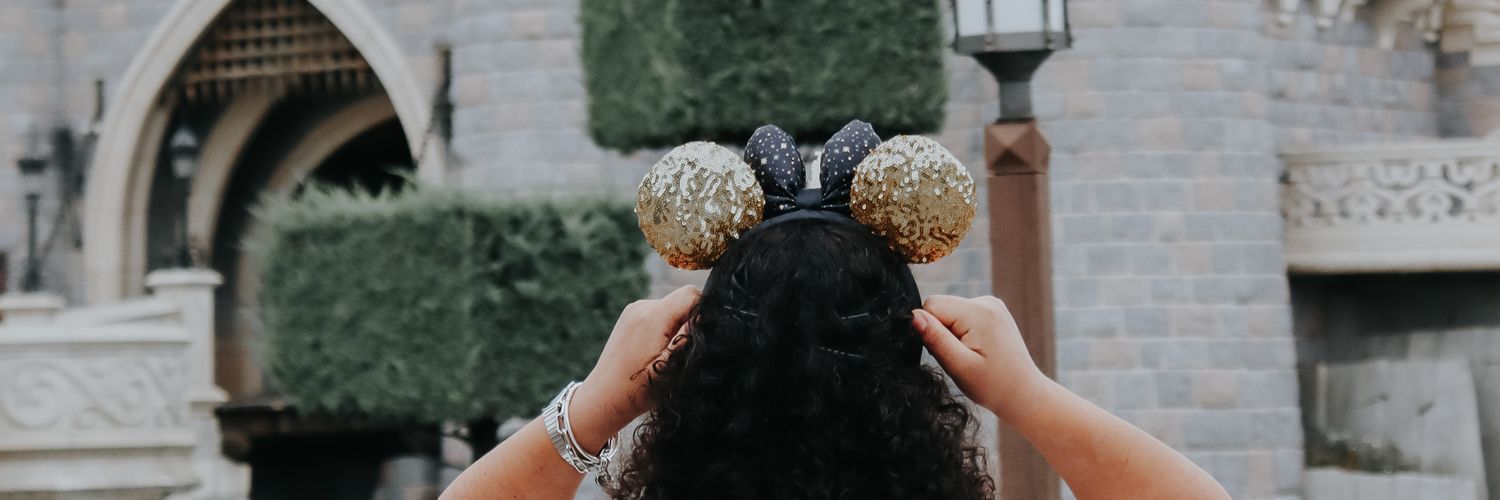 Jana: Milena, Ana Paula e Juliano. FIM banner