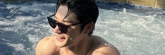 PillowPeeNo's profile banner image